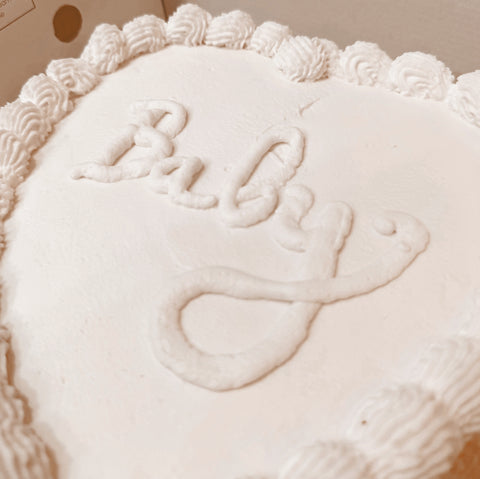 Tarta Gender Reveal Corazón 🤍, descrubre el color dentro🏳️‍⚧️